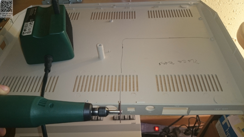 Illustration for article titled C128 a PC: Cómo convertir una Commodore C128 en un potente ordenador